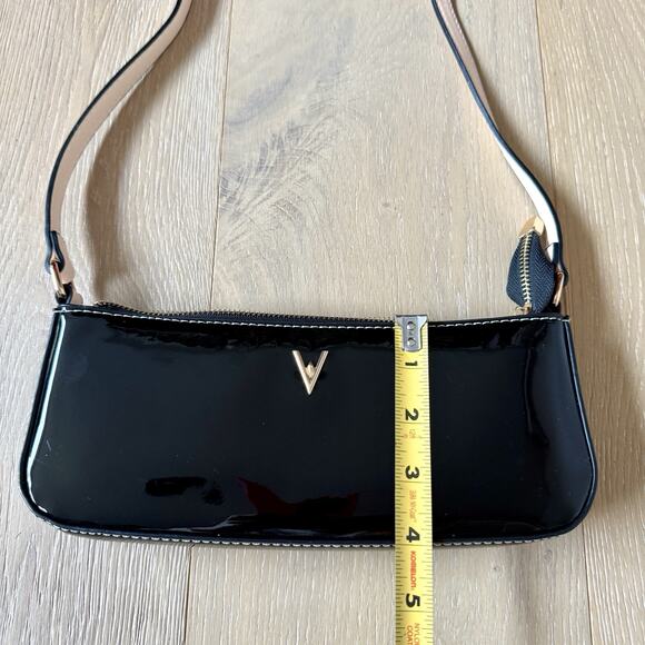 Vanessa Williams Patent Leather Baguette Bag Black NYT Shoulder Purse - Picture 4 of 8